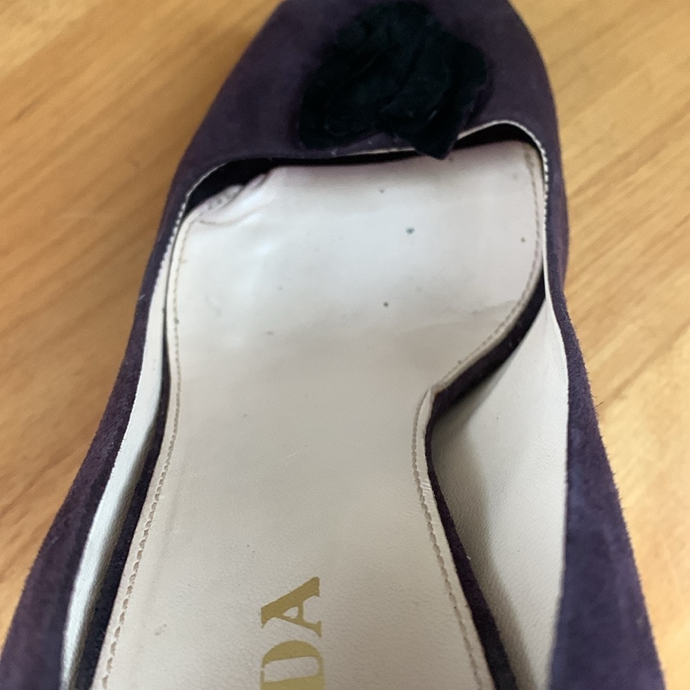 Prada purple suede heels US size 6.5 EUR 36.5 GUC peep toe black ruffles - Picture 13 of 15